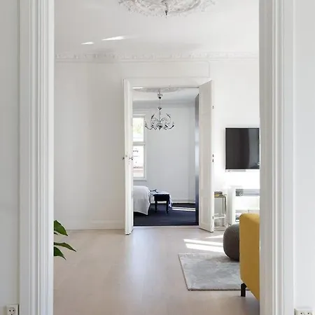 165 Sqm 5 Min To Karl Johan Sleeps 10 3br * Oslo