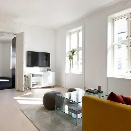 165 Sqm 5 Min To Karl Johan Sleeps 10 3br Lägenhet