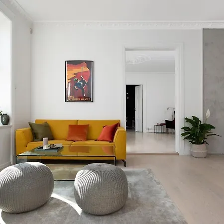 165 Sqm 5 Min To Karl Johan Sleeps 10 3br