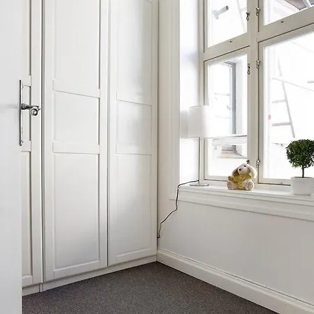 165 Sqm 5 Min To Karl Johan Sleeps 10 3br