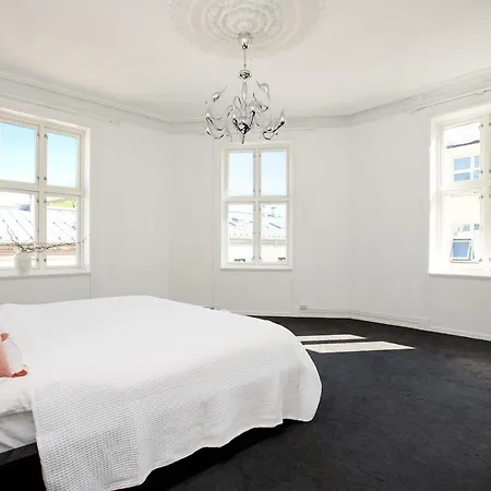 Lägenhet 165 Sqm 5 Min To Karl Johan Sleeps 10 3br Oslo
