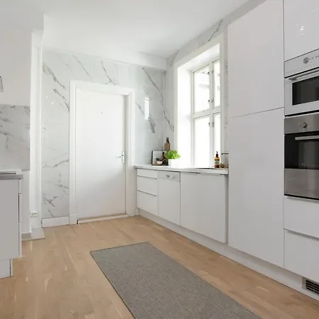 Lägenhet 165 Sqm 5 Min To Karl Johan Sleeps 10 3br *